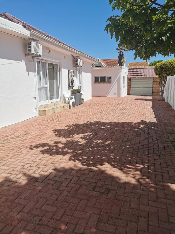 Ballina Ga-El Guesthouse Port Elizabeth Exterior photo